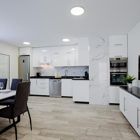 Palm Mar De Lux A25 Apartment Bagian luar foto