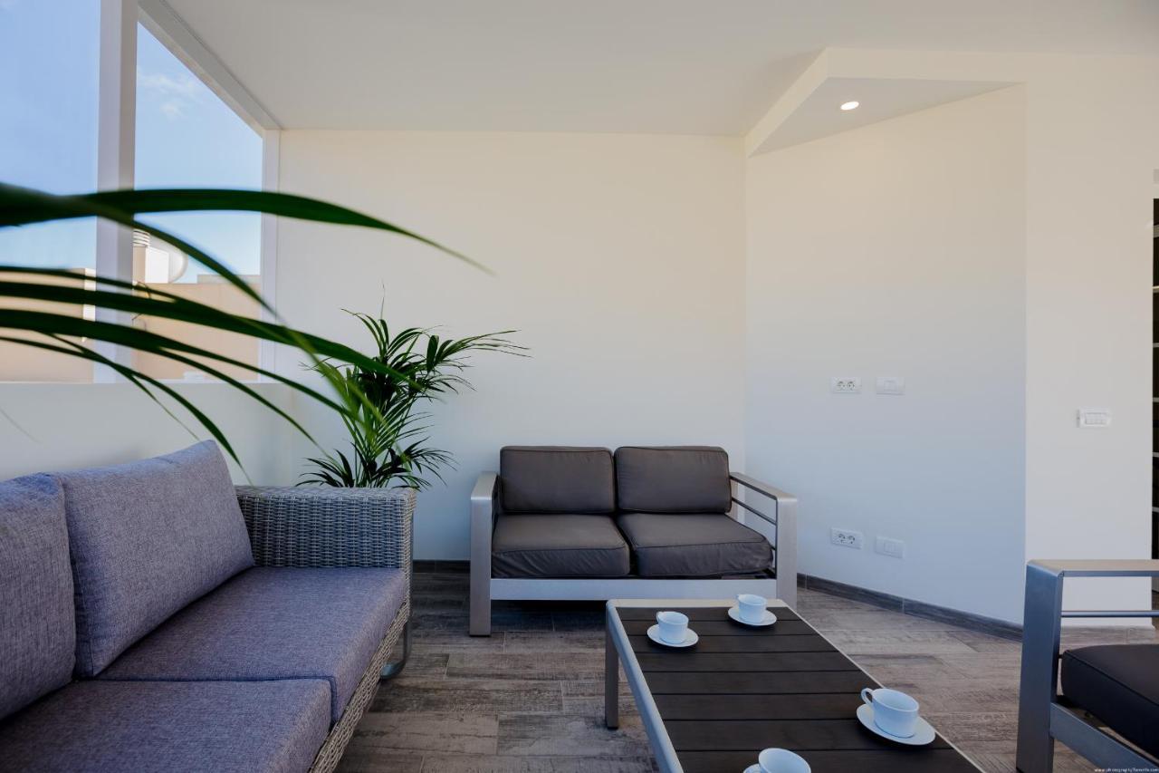 Palm Mar De Lux A25 Apartment Bagian luar foto