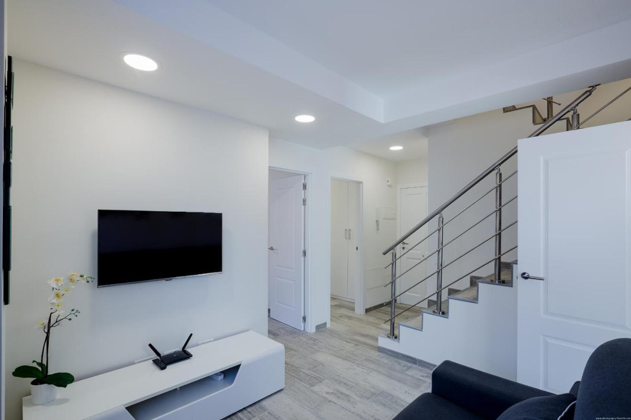 Palm Mar De Lux A25 Apartment Bagian luar foto