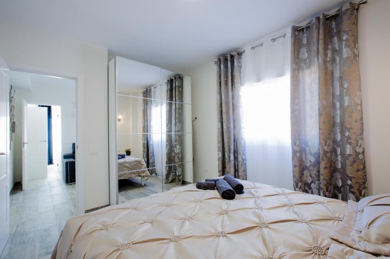 Palm Mar De Lux A25 Apartment Bagian luar foto