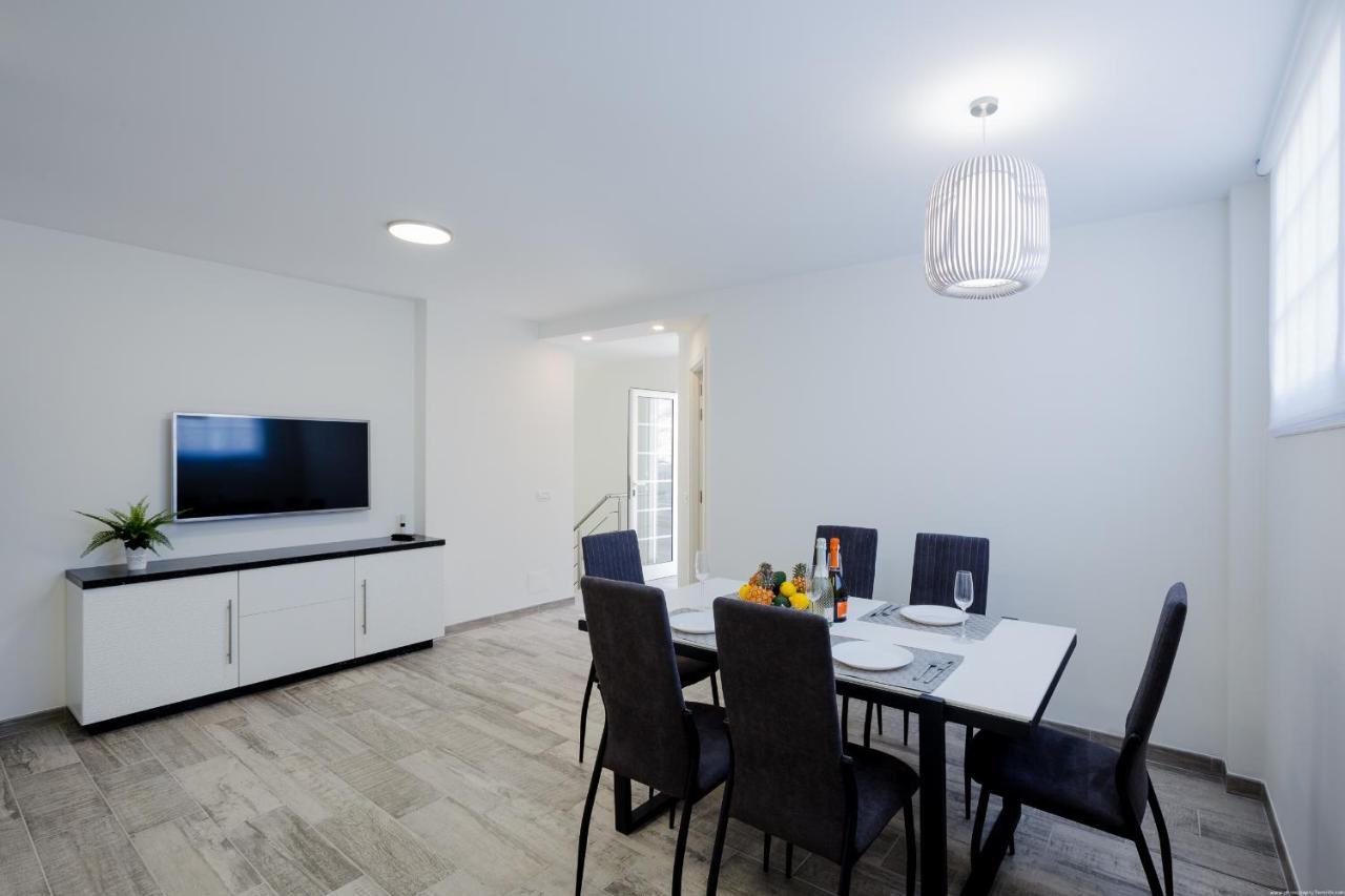 Palm Mar De Lux A25 Apartment Bagian luar foto